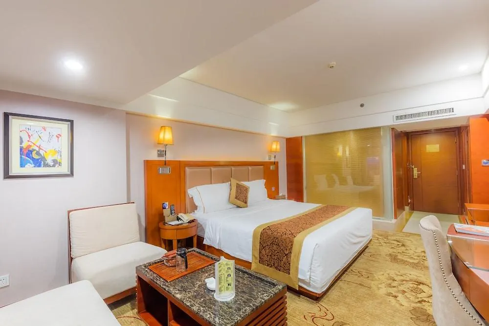 Zhuhai Guotai Hotel 4*,