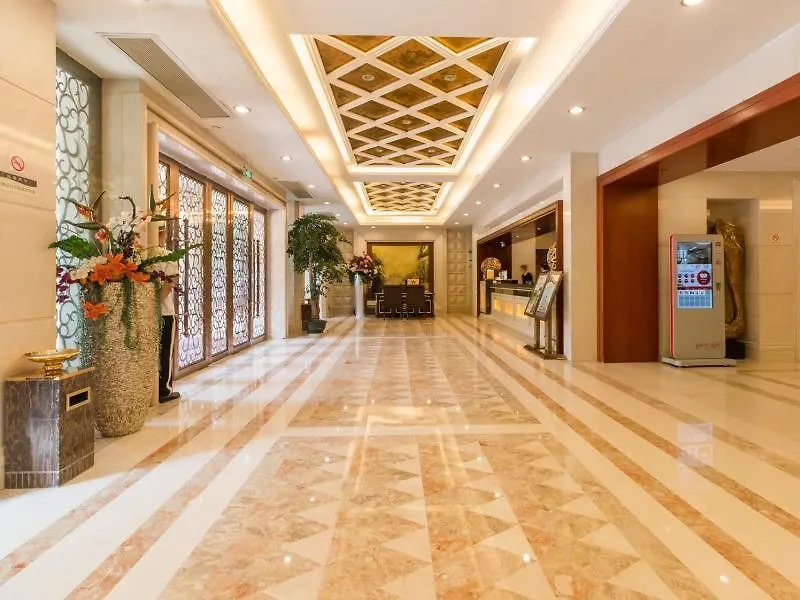 Zhuhai Guotai Hotel 4*,  China